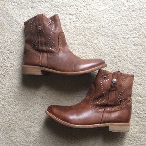 KOAH Brown Leather booties
